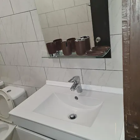 F2 Proche Riviere 公寓 *